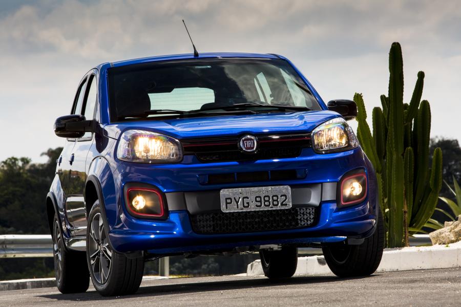  Fiat Uno Sporting 2016 года  (фото 7 из 31)